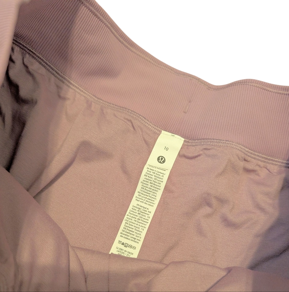 Lululemon Dance Studio High-Rise Short Lined 3.5" Lavender Lux Size 10 NWT - Picture 3 of 10